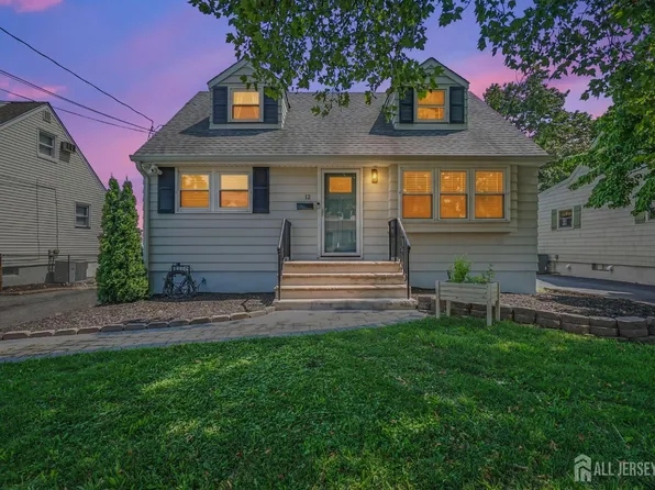 12 Evelyn Ter, South Amboy, NJ 08879
