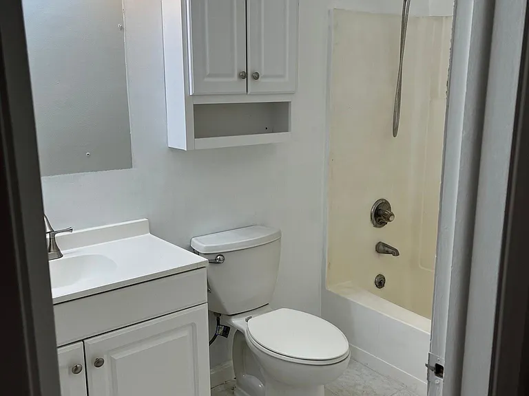 95 Woodsedge Dr #2C — Photo 12