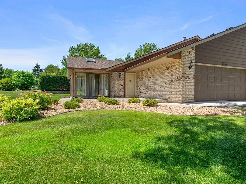1st image of 2814 Robinwood Way