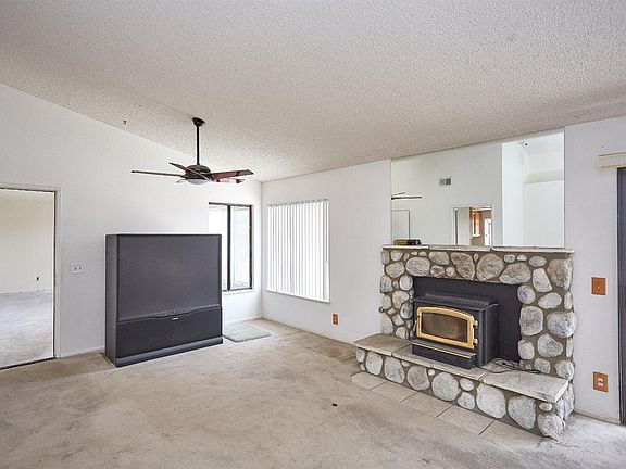 5th image of 13302 Cochise Rd