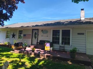 22524 Berry Knolls Dr, Cambridge Springs, PA 16403