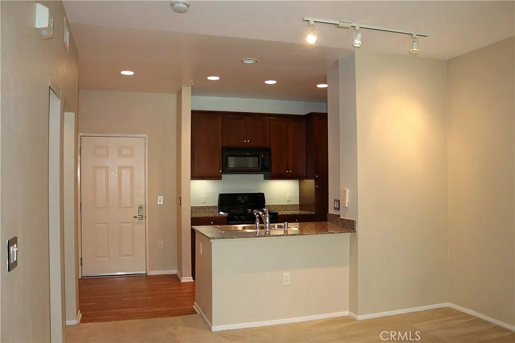 1 bed, 1.0 bath, 602 sqft, $2,550 — Photo 4