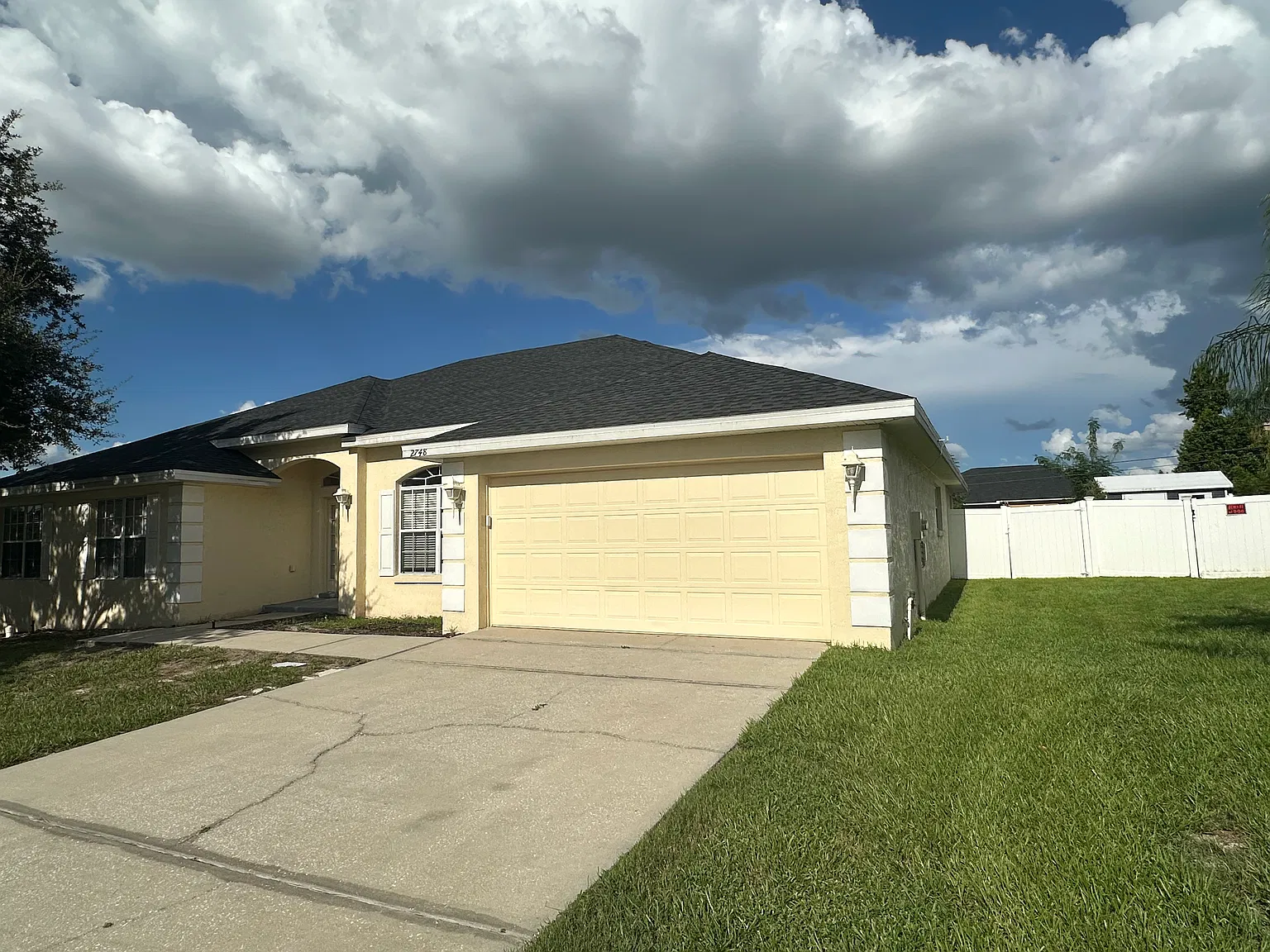2748 Highlands Creek Dr — Photo 1
