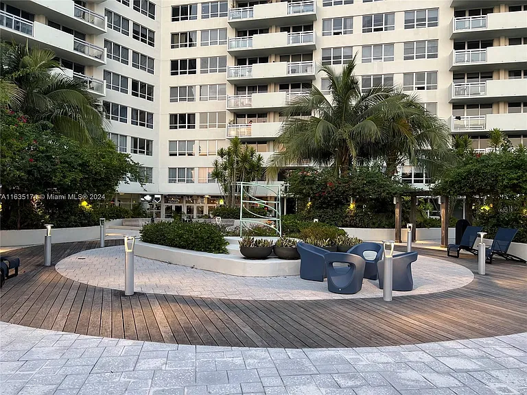 1500 Bay Rd #522S — Photo 21