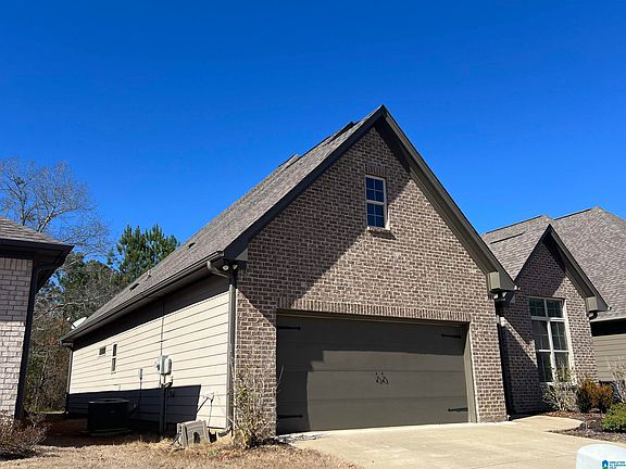2nd image of 300 Sterling Pl