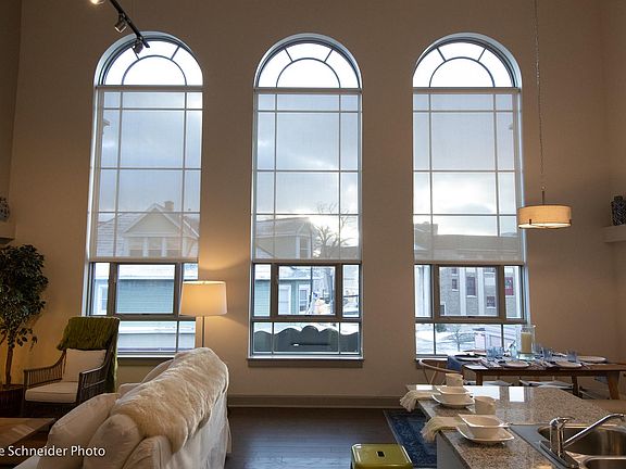 5th image of 2178 Seneca St APT 203