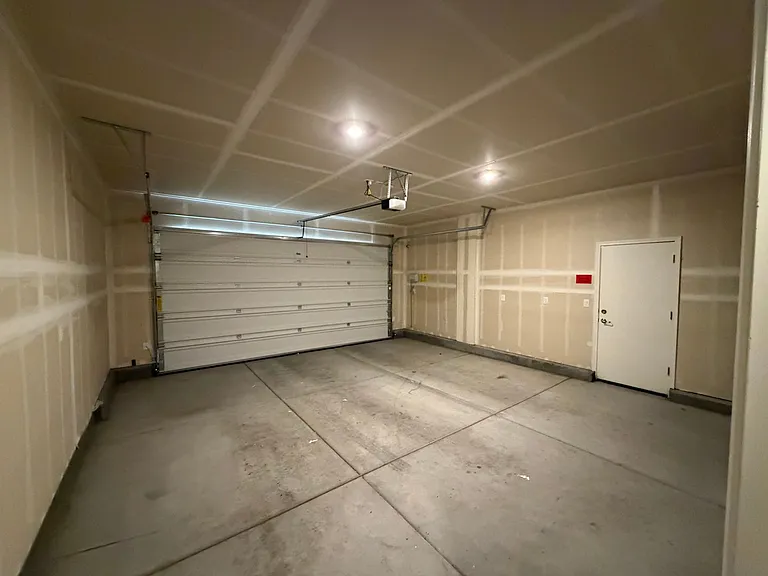 7285 Overture Dr — Photo 12
