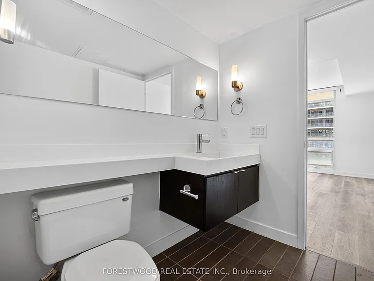 4K Spadina Ave #1716 — Photo 16