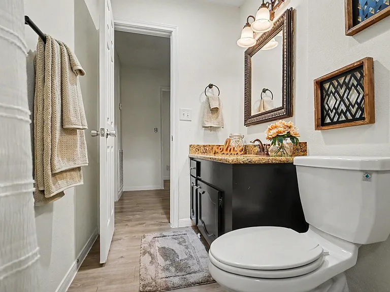 1227 Mission Dr — Photo 14