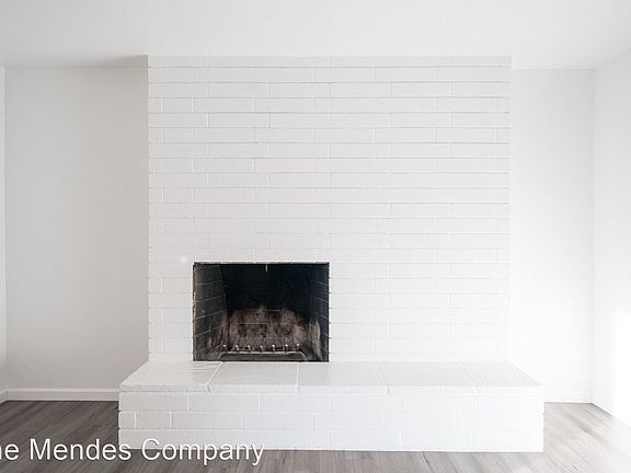 4th image of 5902 Streamview Dr #2