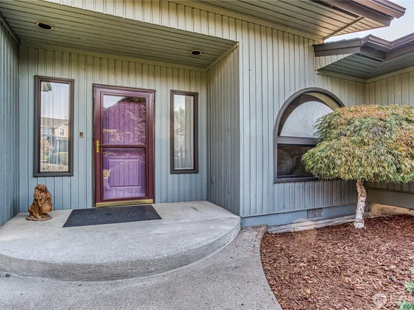 401 Castleview Place, Wenatchee, WA 98801