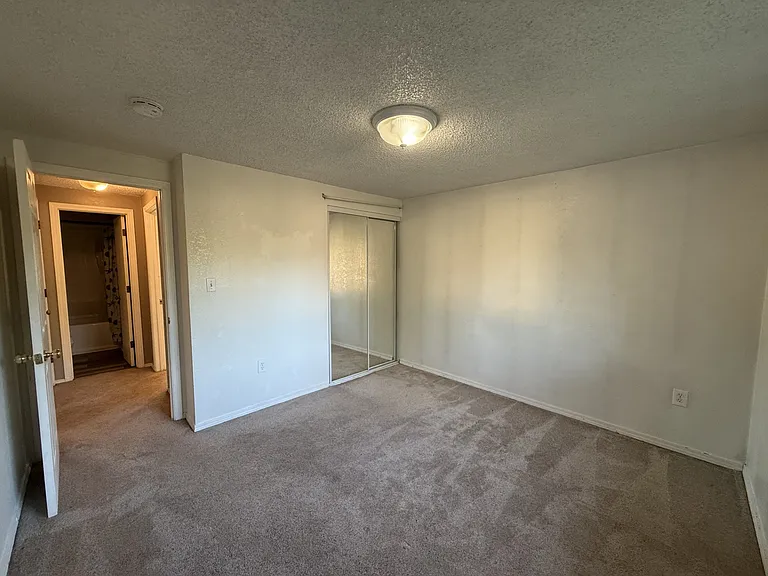 2511 Northrup Pl — Photo 2