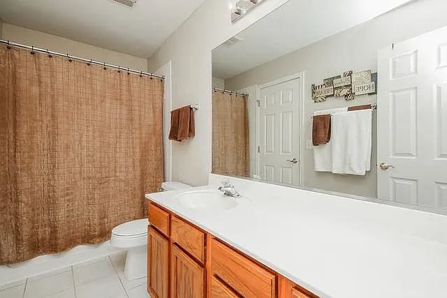 113 Enclave Cir #B — Photo 7