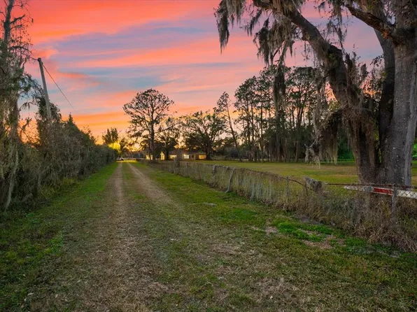 10601 Paul Buchman Hwy, Plant City, FL 33565