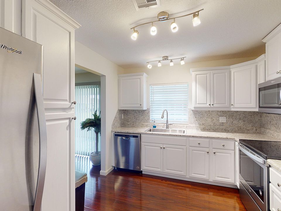 1st image of 318 Colony Lane #D