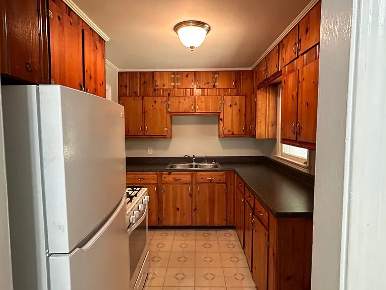 14 Dogwood Ave — Photo 5