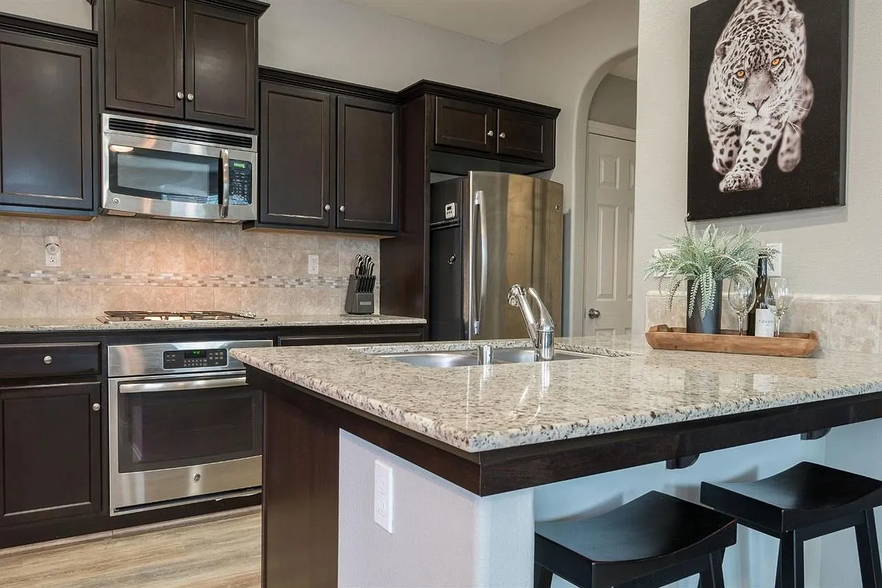1506 N Piccadilly Ln — Photo 4