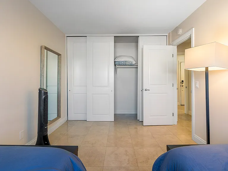 600 E Oceanfront #3A — Photo 11