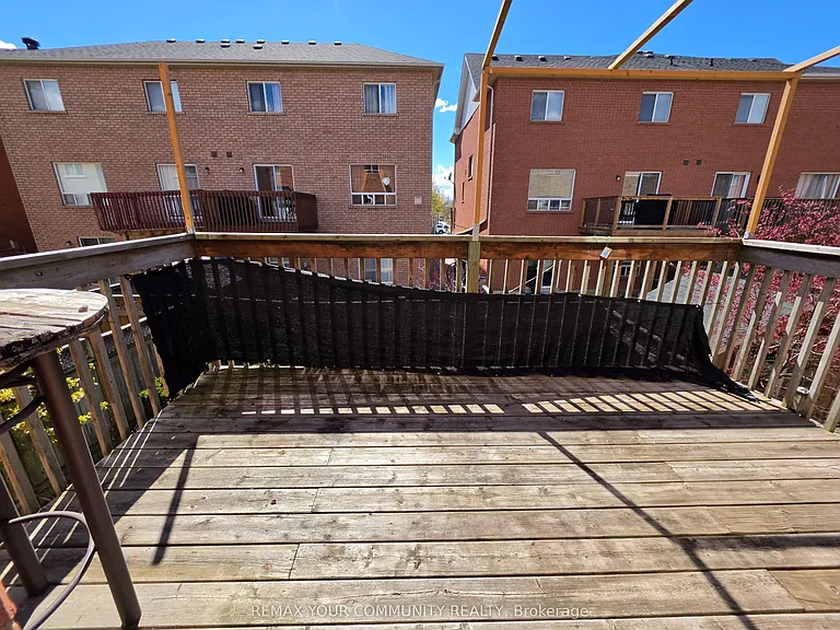 69 Gail Parks Cres — Photo 16