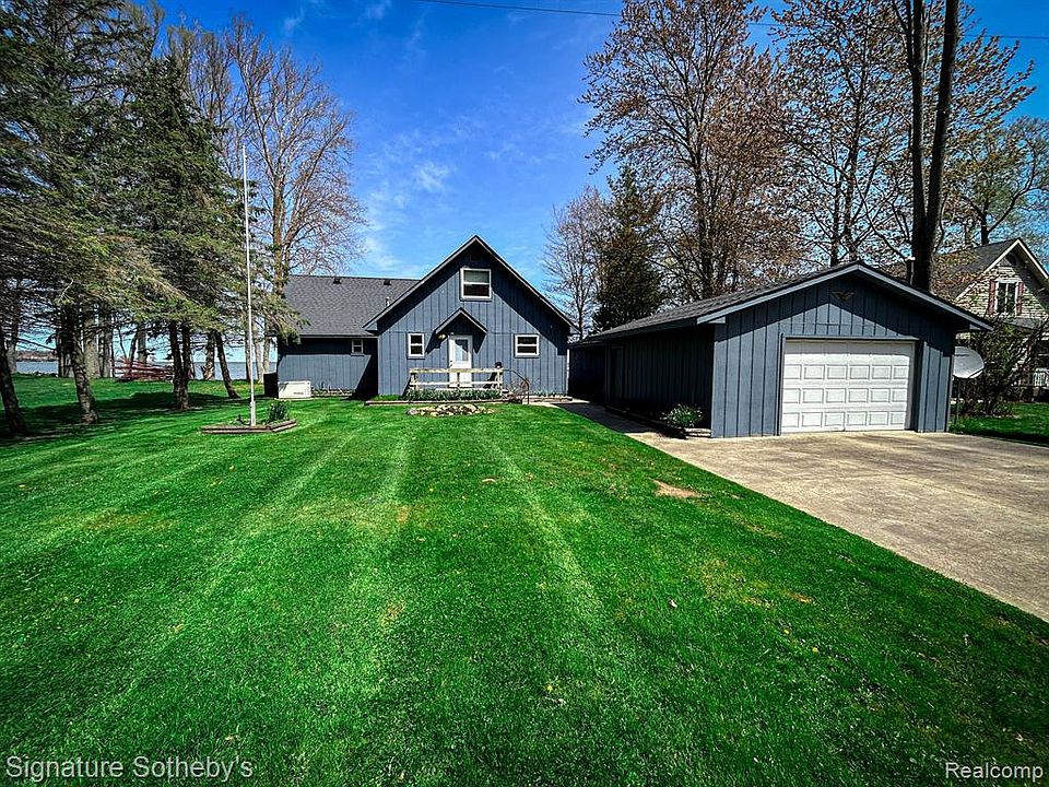 6215 Lakeview Dr, Port Hope, MI 48468 Zillow