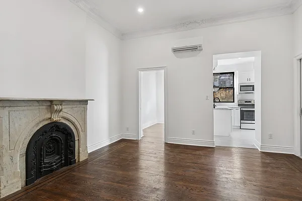 Rented by Corcoran | media 12