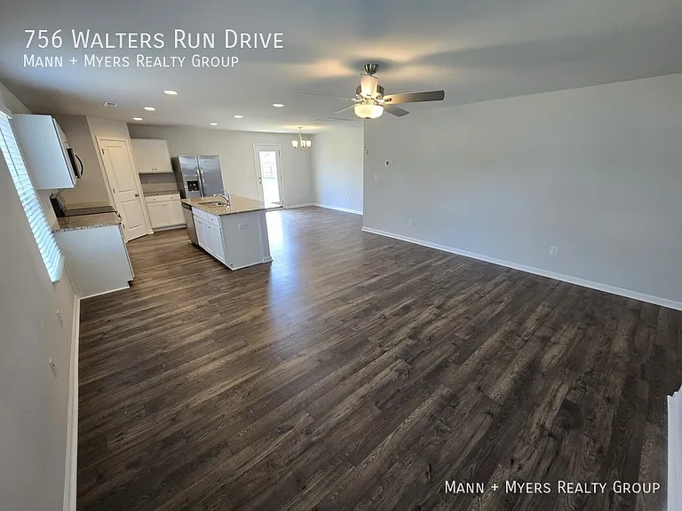 756 Walters Run Dr — Photo 6
