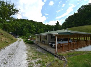 608 Stephens Rd, Sandy Hook, KY 41171