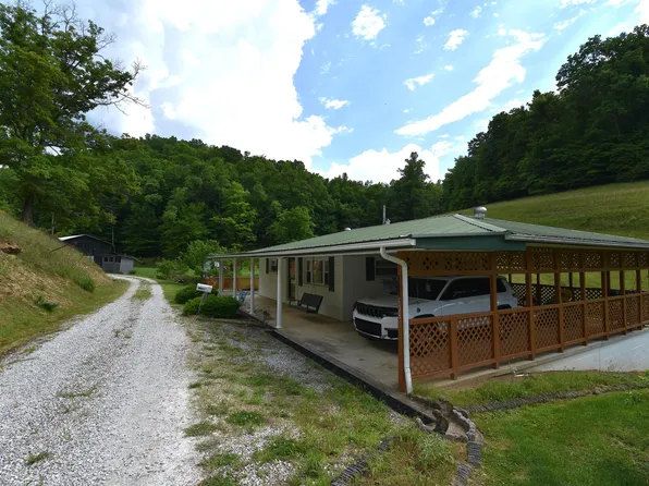 608 Stephens Rd, Sandy Hook, KY 41171