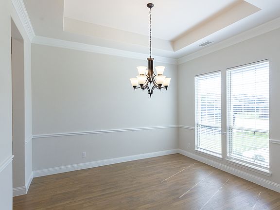 5th image of 1718 Waneta Dr