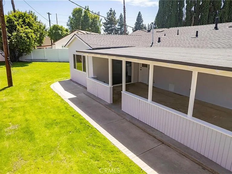 7630 Minstrel Ave — Photo 49