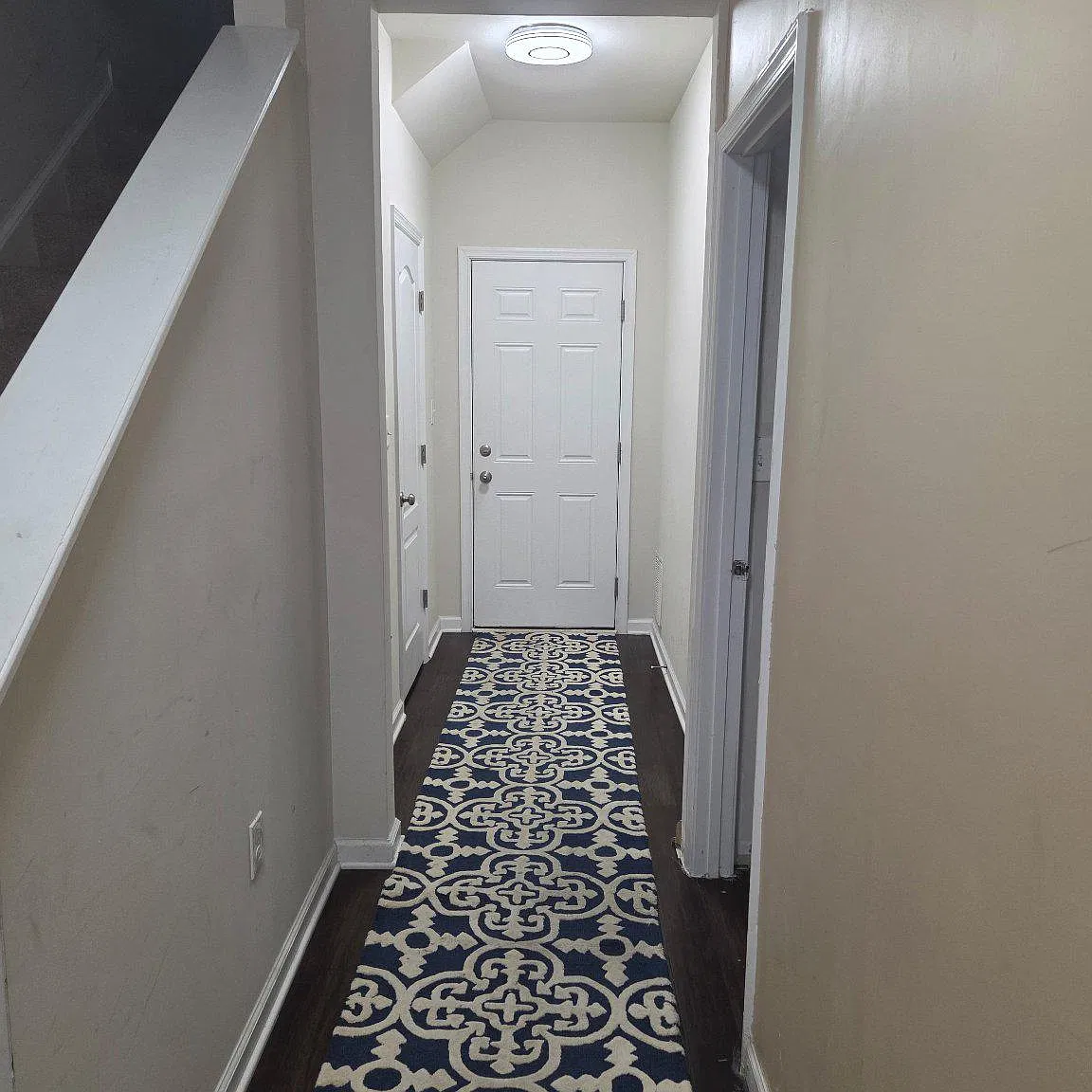 4 bed, 3.5 bath, 2088 sqft, $1,500 — Photo 3