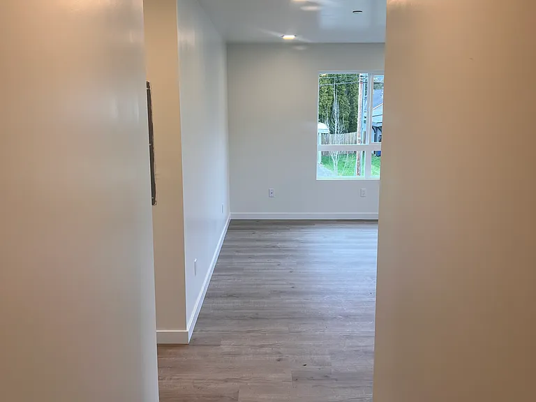 411 N 21st St #202 — Photo 8