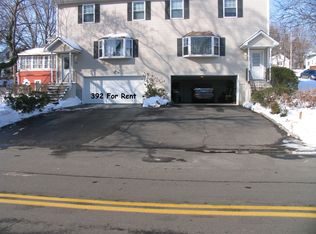 392 Castle Ave, Fairfield, CT 06825