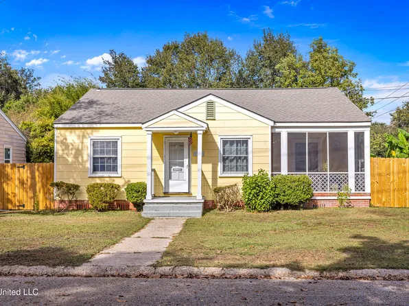 1760 Corley St, Biloxi, MS 39531