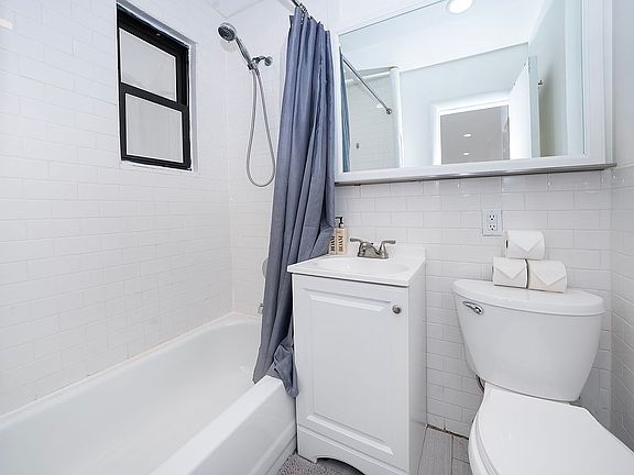 4th image of 237 E 88th St APT 104
