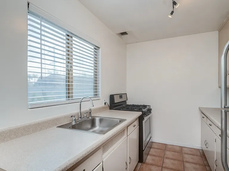4159 Adams Ave #1A — Photo 4
