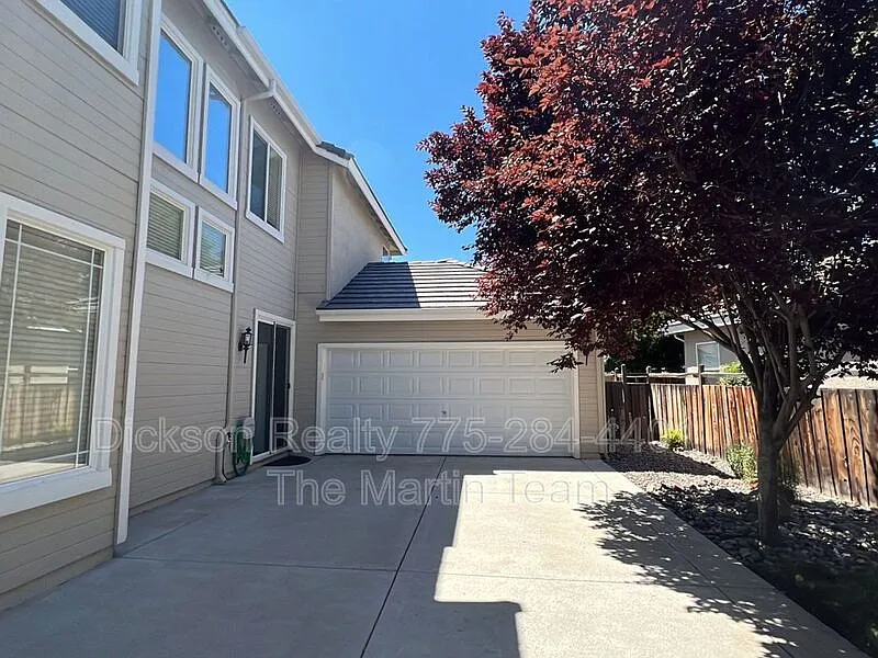 5 bed, 3.0 bath, 2120 sqft, $2,700 — Photo 4