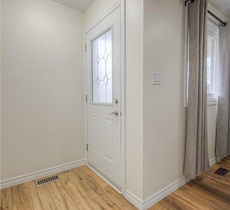 4th image of 248 Cyrus St
