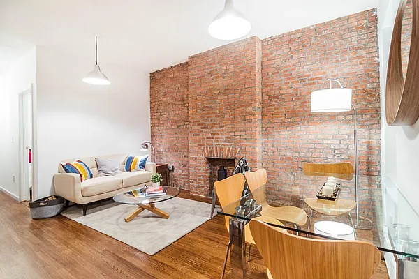 Sold by Level Group | media 11