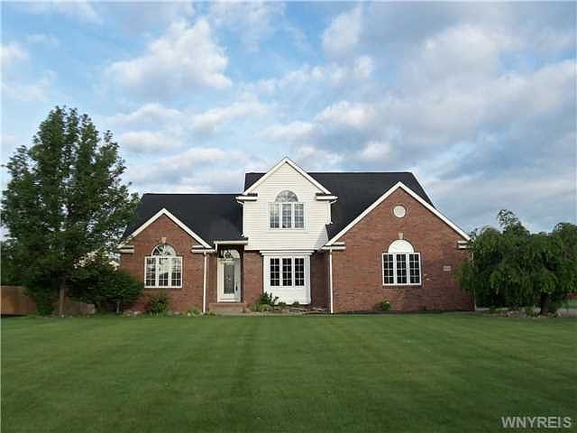 1st image of 9337 Pine Breeze Ln