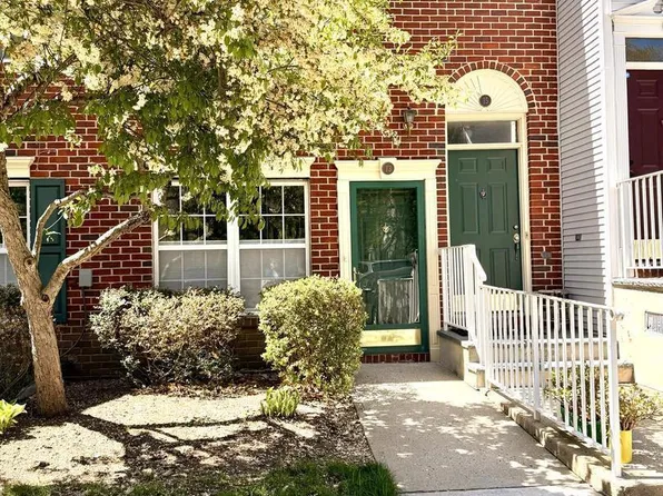 13 Jay Ct, Plainsboro, NJ 08536