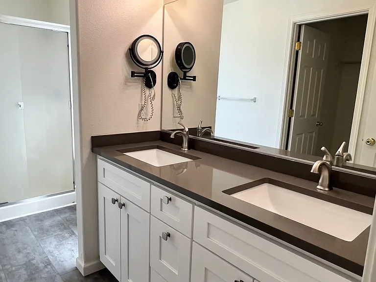 4059 Thoroughbred Ave SE — Photo 10