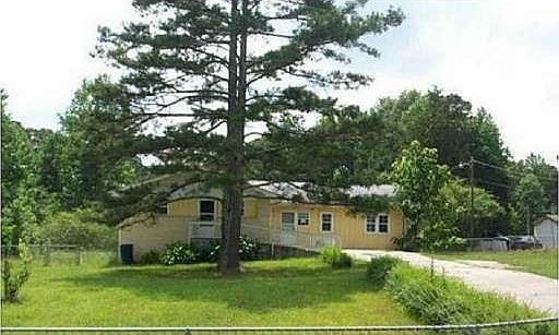 2nd image of 215 Bethlehem Church Rd