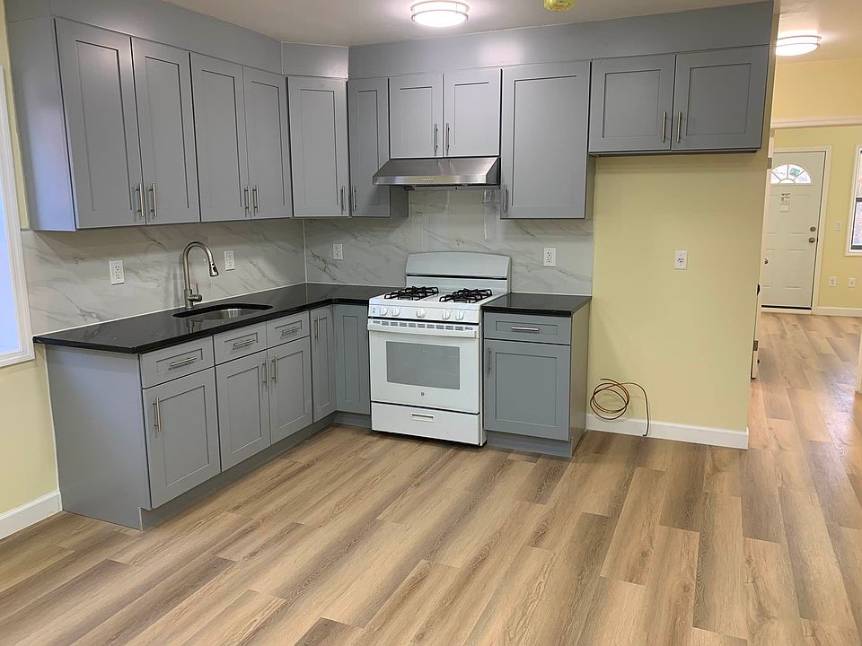 1st image of 8934 15th Ave Floor 2