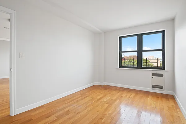 Rented by Compass | media 14