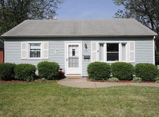 268 S 14th St, Wood River, IL 62095