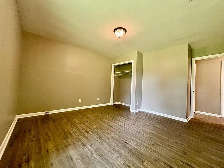 1005 Ridgewood Dr — Photo 13