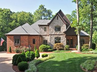 124 McMichael Ct, Clemmons, NC 27012