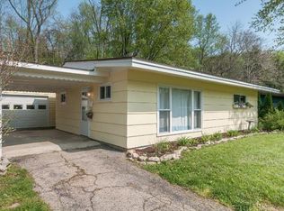 102 Lower Hillside Dr, Bellbrook, OH 45305