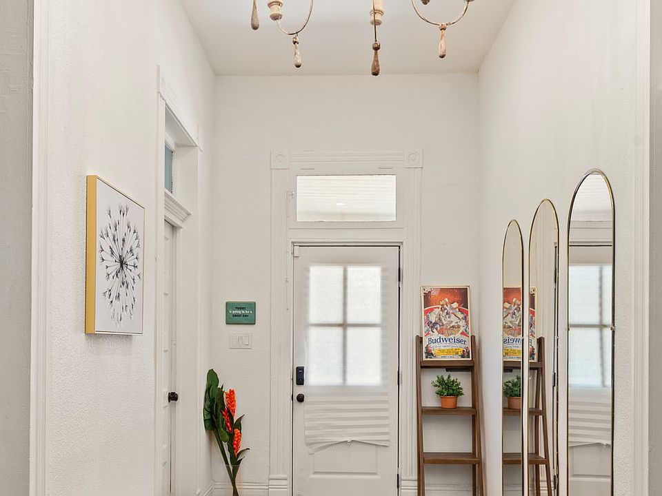 1st image of 114 Omaha St